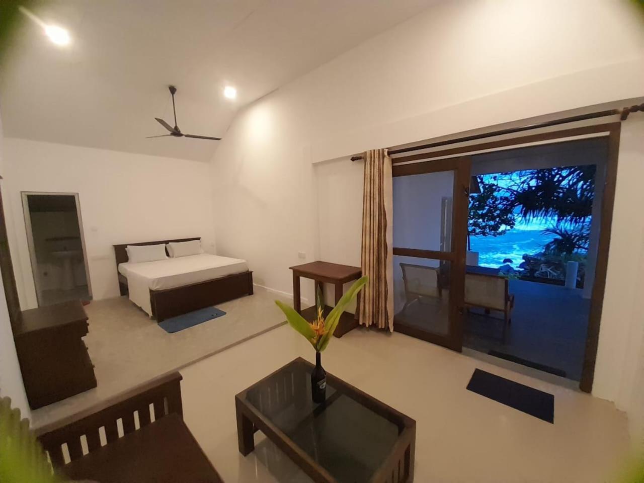 Sooriya Villa Talpe Oda fotoğraf
