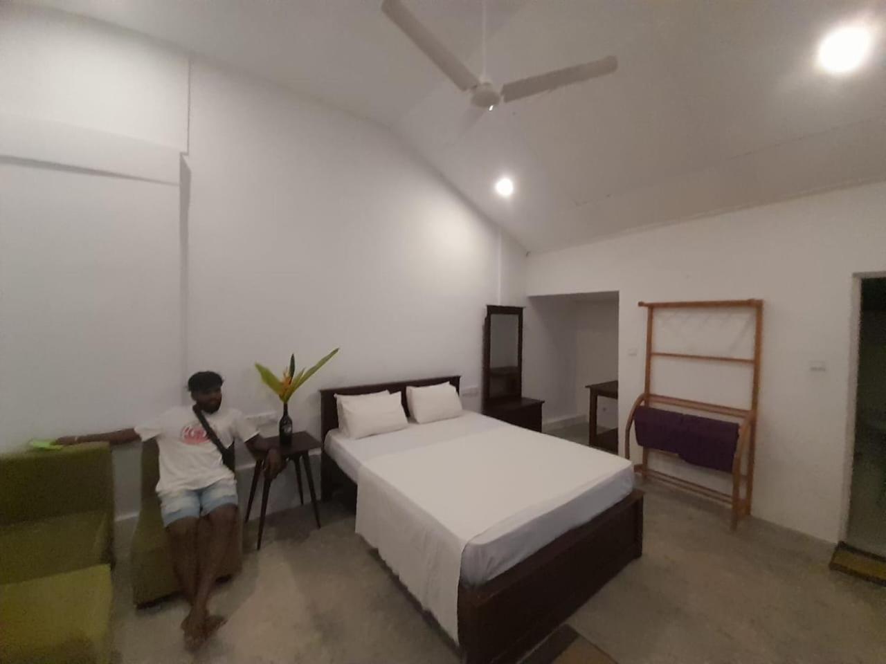 Sooriya Villa Talpe Oda fotoğraf
